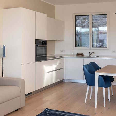Serviced Apartments By Hotel De Charme Laveno-Mombello Exterior foto