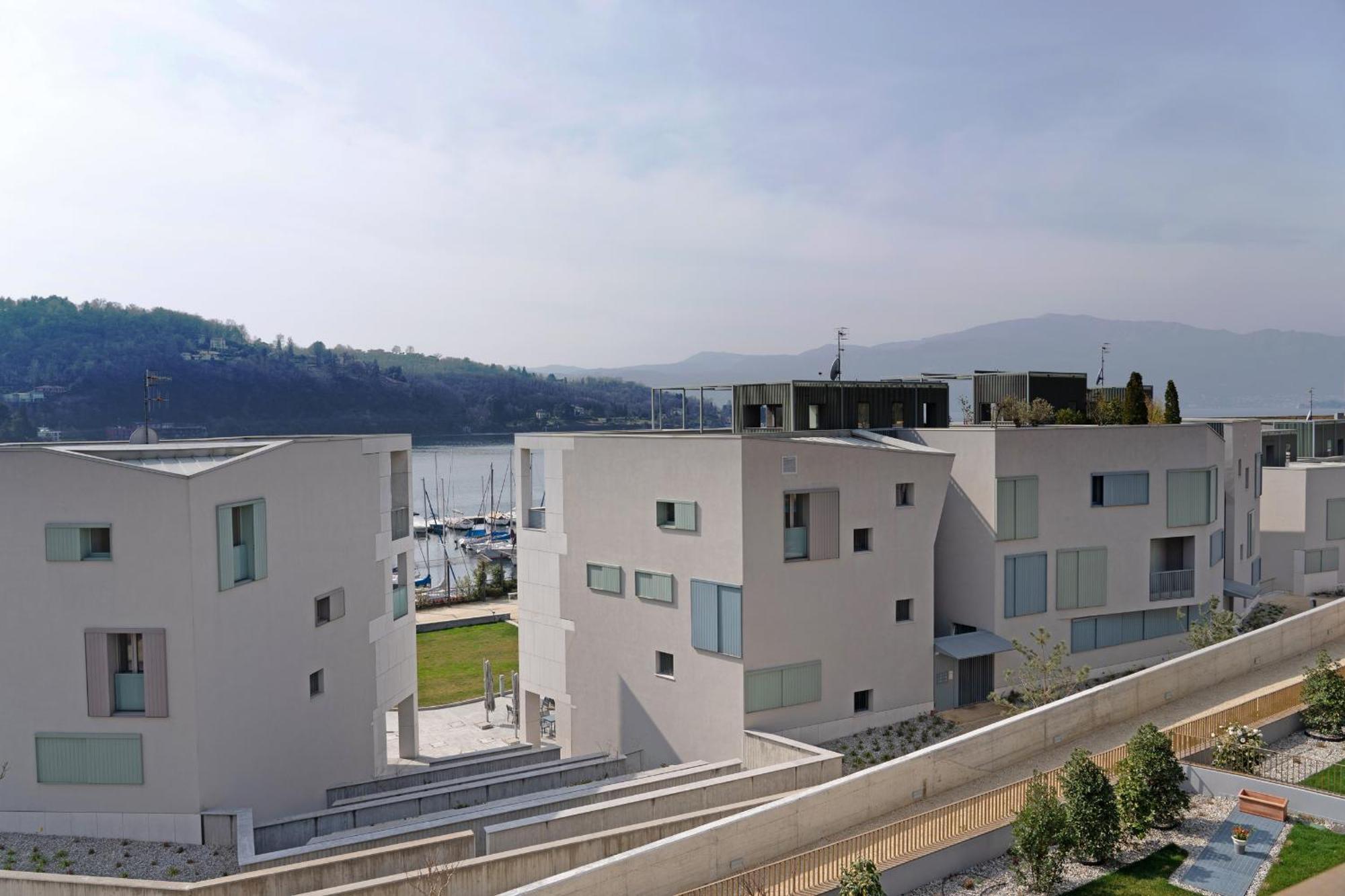 Serviced Apartments By Hotel De Charme Laveno-Mombello Zimmer foto