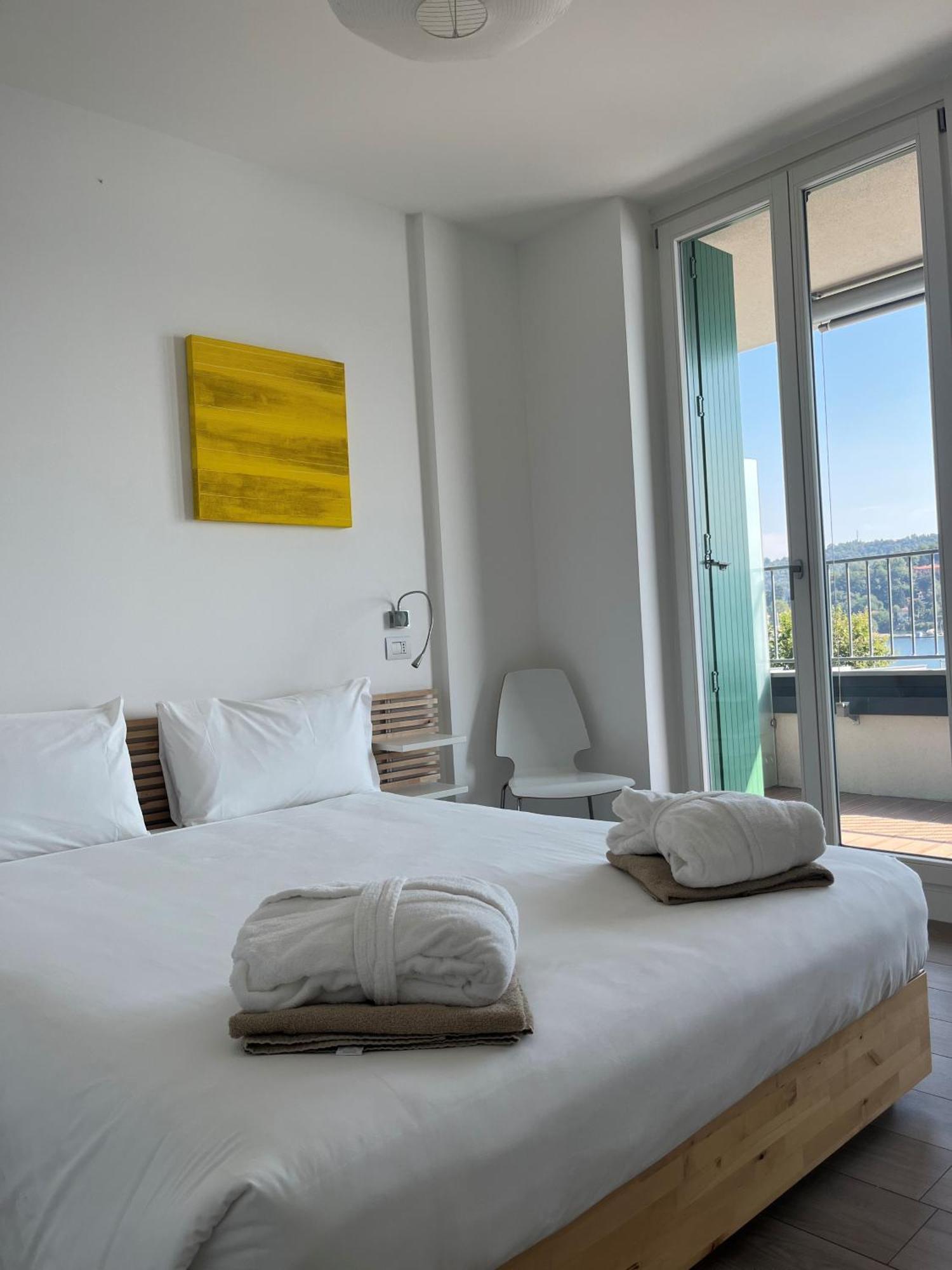 Serviced Apartments By Hotel De Charme Laveno-Mombello Exterior foto