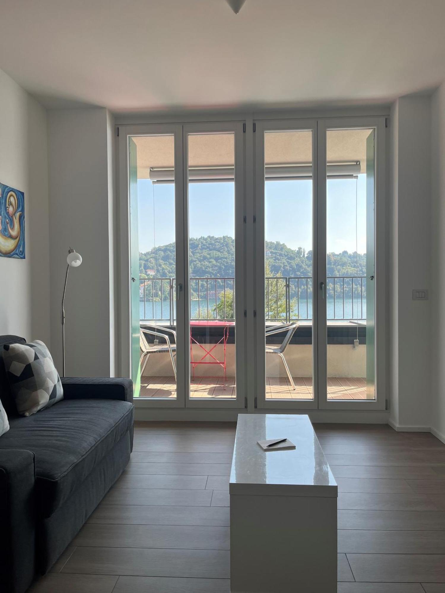 Serviced Apartments By Hotel De Charme Laveno-Mombello Exterior foto
